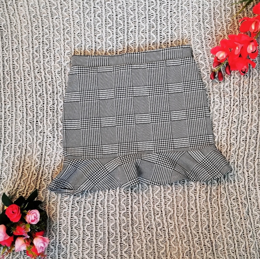 Forever 21 Mini skirt